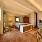GR-rent-house-grimaud-bed