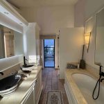 SM-master-bedroom-bathroom-sainte-maxime-rent