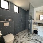SM-room-3-bathroom-rent-sainte-maxime